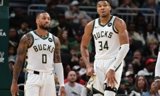 瓦力棋牌-雄鹿队击败老鹰队，字母哥轰下三双