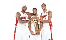 瓦力棋牌官网-日本羽坛惊现黄鸭旋风，单核双翼横扫韩国，改写团体赛法则