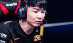 瓦力棋牌官网-DFM险胜C9，Chovy单局斩获MVP鏖战多局淘汰赛，成为赛场最大亮点