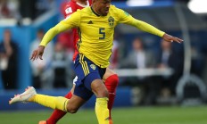 瓦力棋牌入口-欧洲预选赛：大将较量，众人称绝