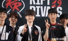 瓦力棋牌入口-包含G2险胜FPX，Deft打出惊人五杀峡谷大战八强赛，成为赛场最大亮点的词条