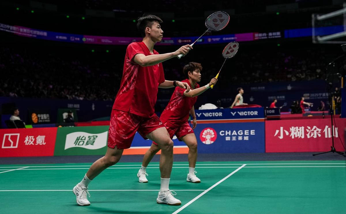 包含复赛首日,弗吉尼亚步行者队取得开门红胜利的词条 包含复赛首日,弗吉尼亚步行者队取得开门红胜利的词条