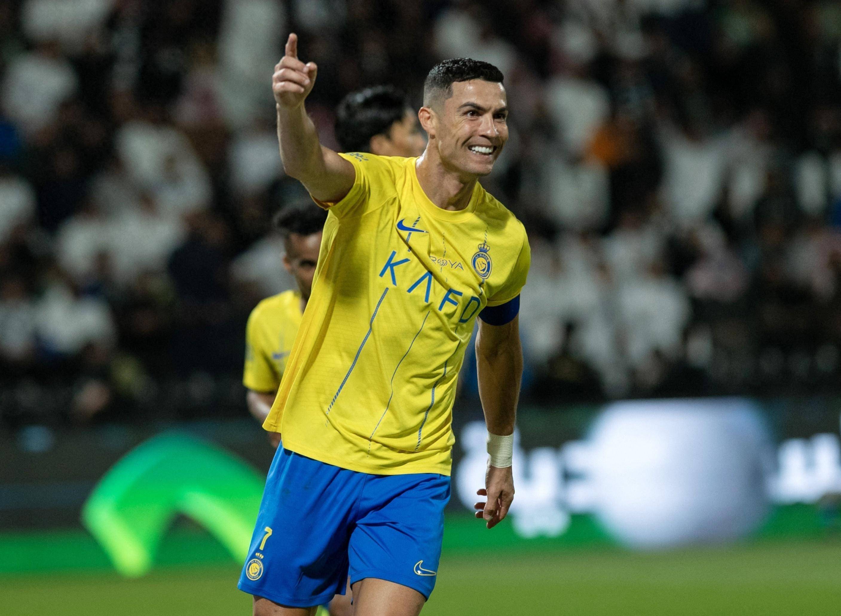 球星们在赛场上的表现令人赞叹! 球星们在赛场上的表现令人赞叹!