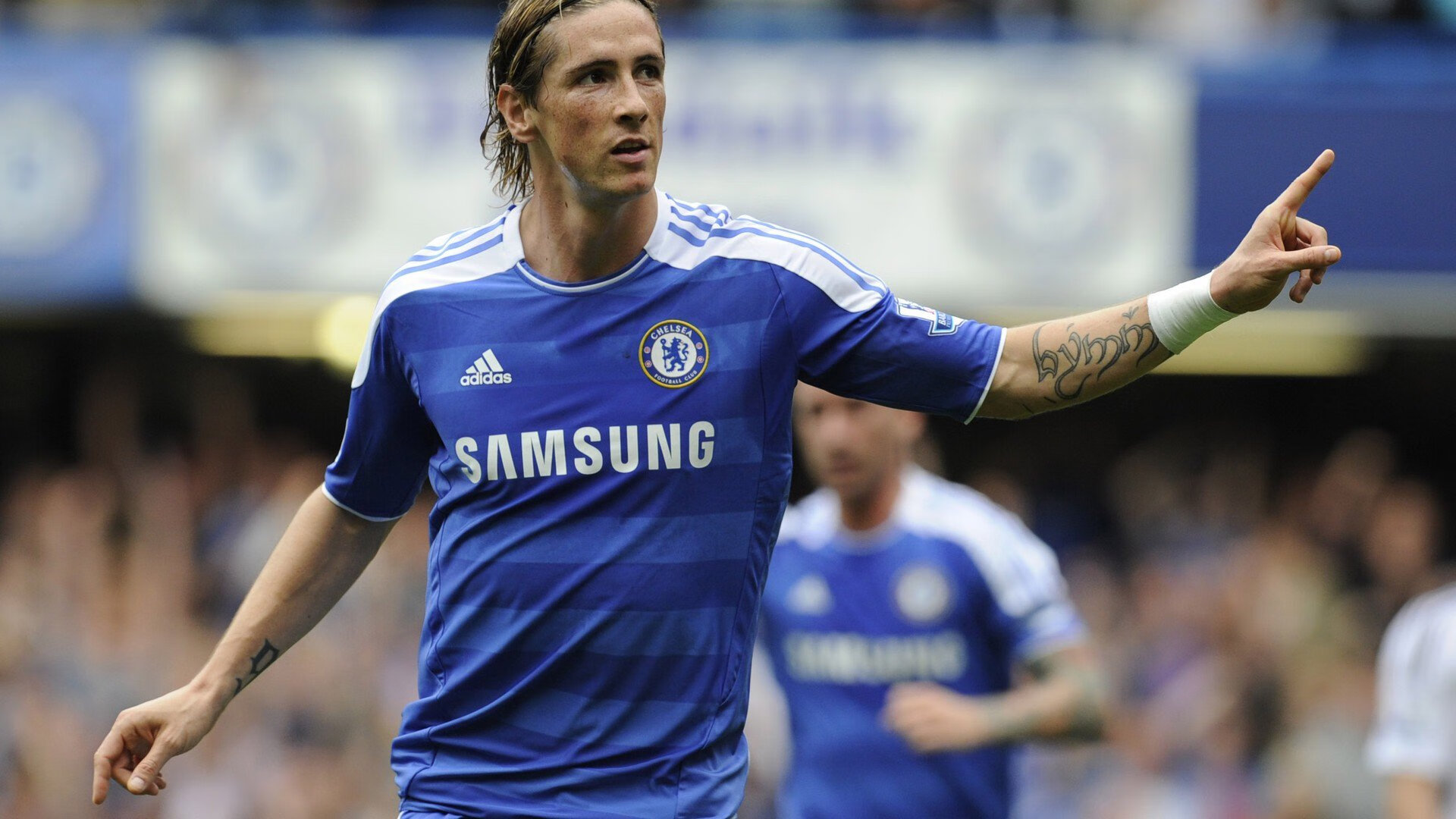 唯一之战,荷兰轻取利物浦,卡瓦哈尔点燃赛场